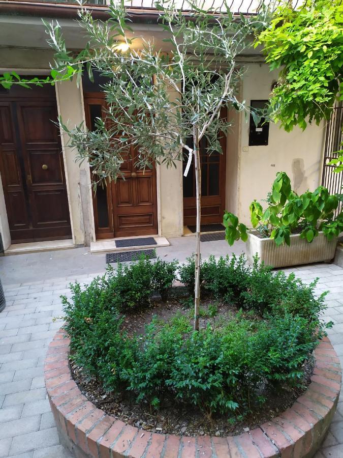 Casa Di Debora Hotel Перуджа Екстериор снимка